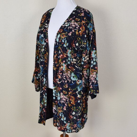 Michael Stars Floral Kimono Top - Picture 5 of 7